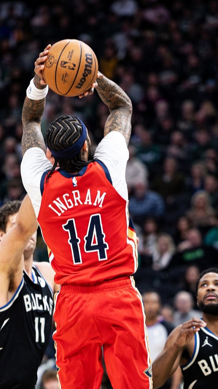 鹈鹕击败雄鹿，英格拉姆24分无敌