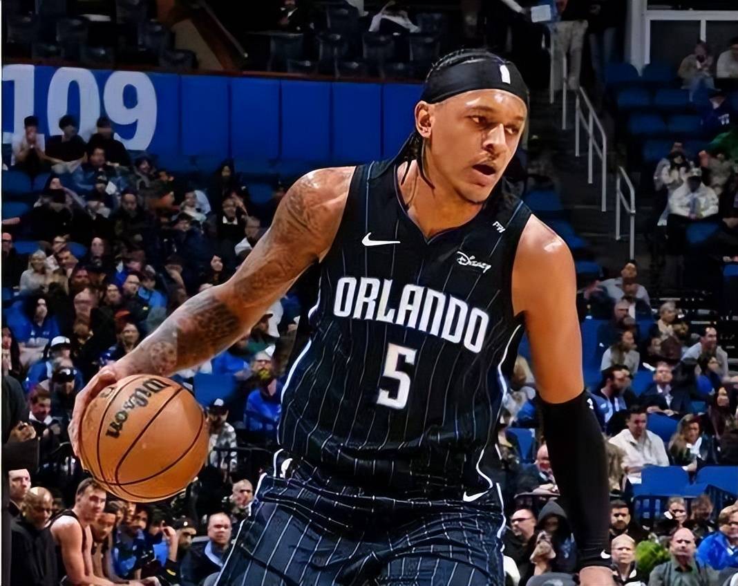 76人惨败爵士，米切尔得分超高