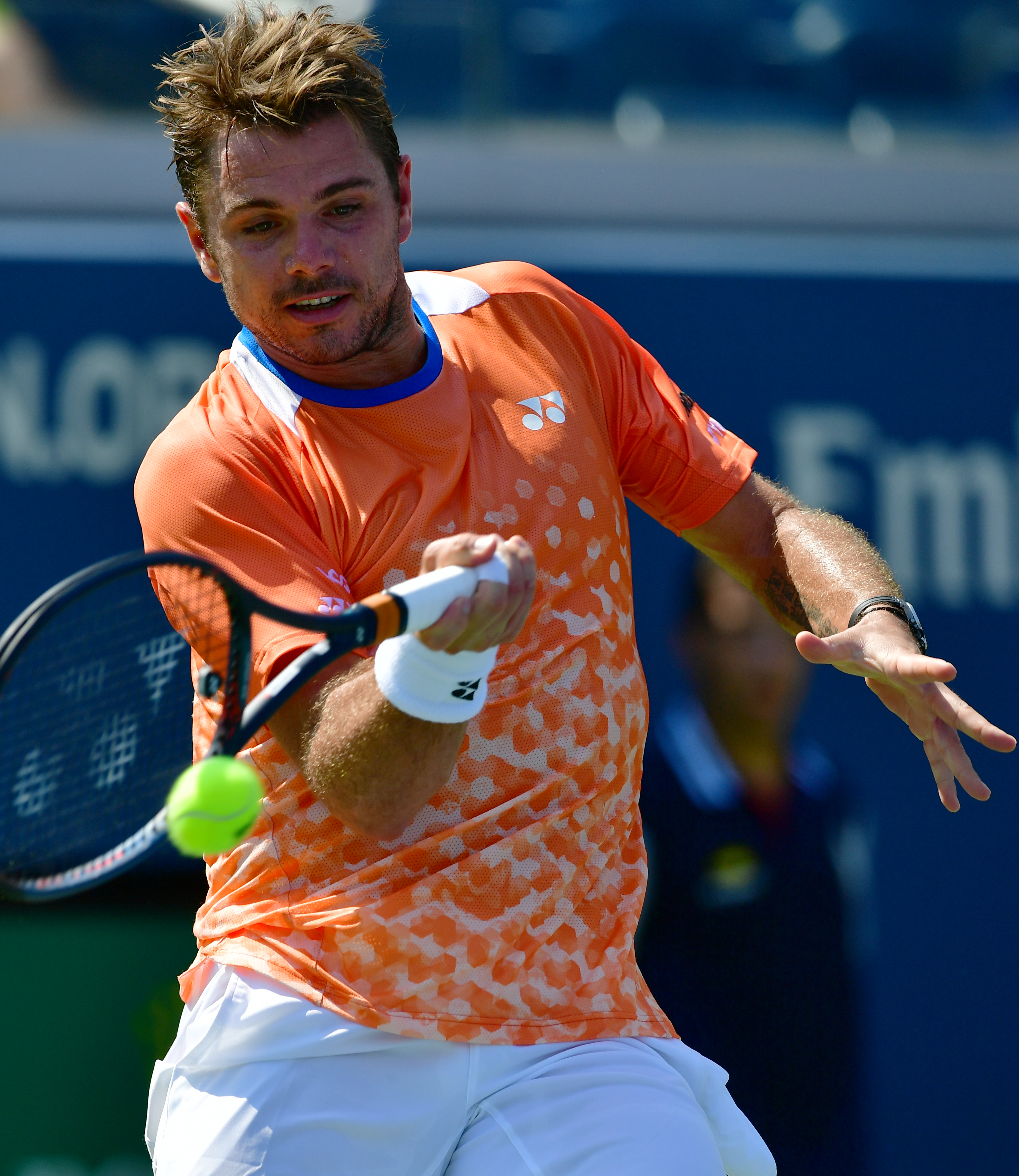 关于英国网球队逆转法国网球队，瓦林卡爆发神勇的信息