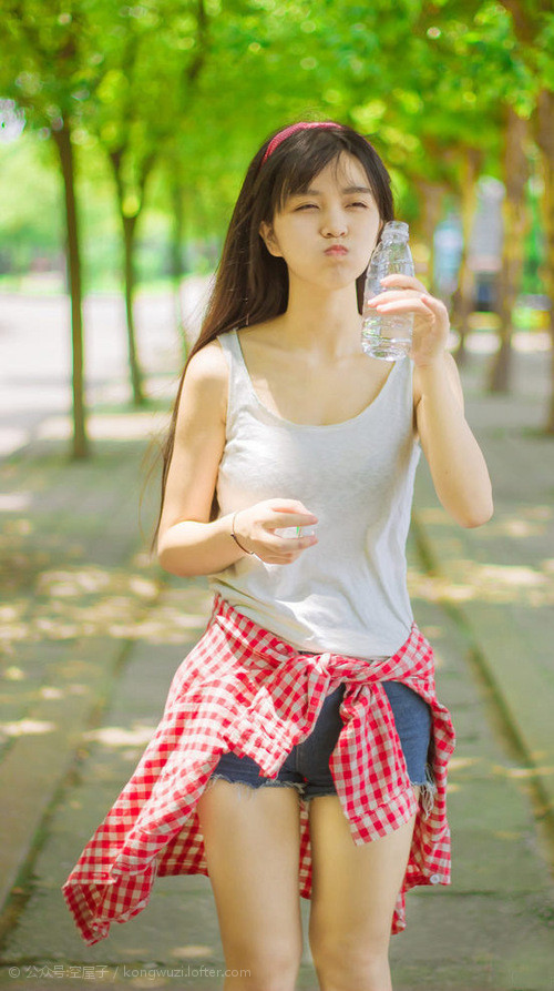 风驰电掣的揭幕与绝境中的绿白奇迹，当极速引擎点燃足球场上的生死时速