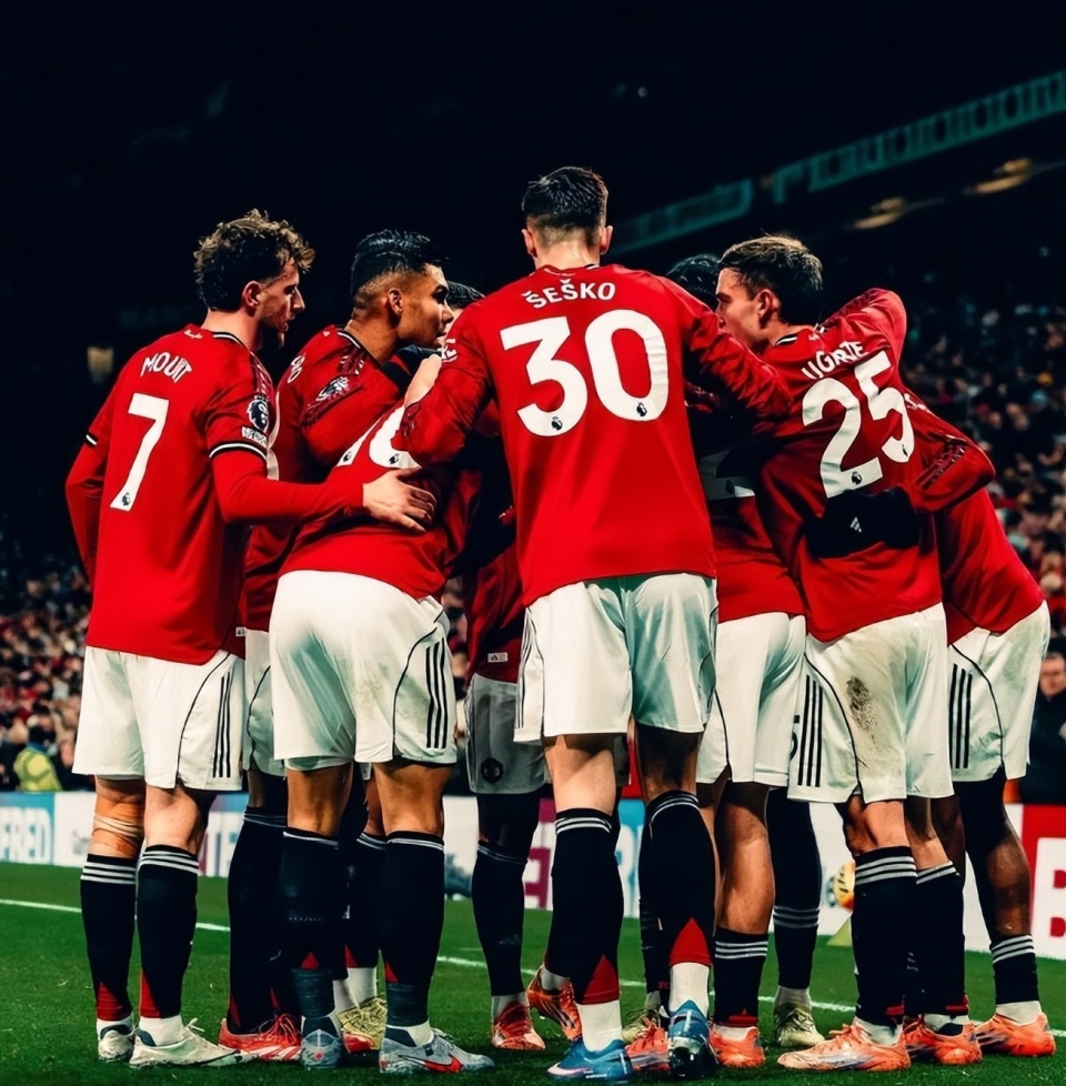 戈麦斯爆发,土耳其节奏掌控曼联 戈麦斯爆发,土耳其节奏掌控曼联